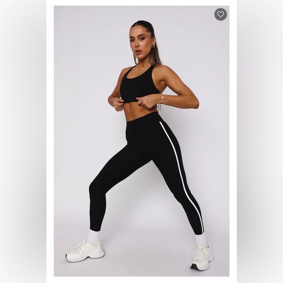 White Fox Active Black Leggings - Picture 4 of 5